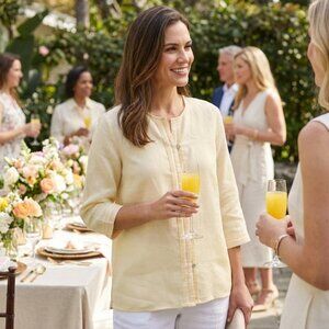 Women’s Guayabera 100% Linen Short Sleeve Blouse (MEDIUM)